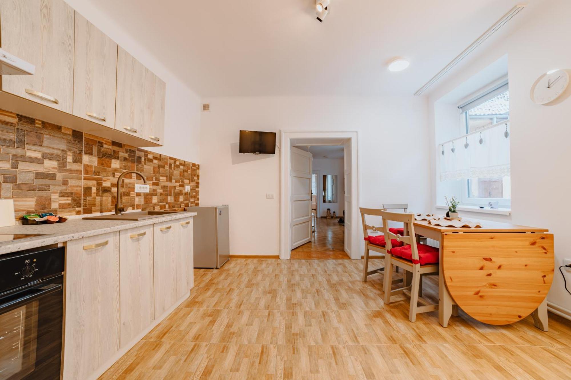 براشوف Albert Residence With Complimentary Parking المظهر الخارجي الصورة